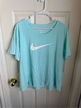 Nike Tee